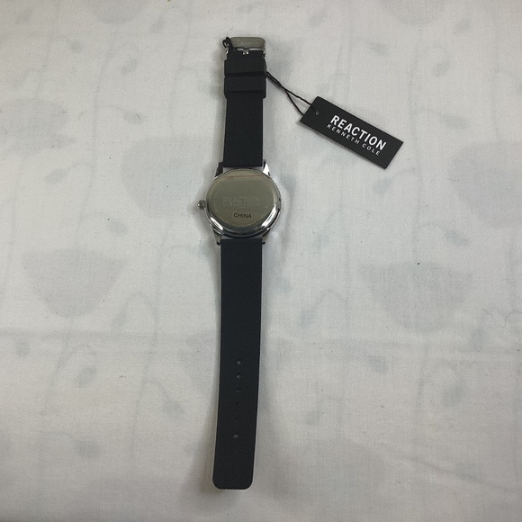 NWT vegan black Kenneth Cole watch - Picture 3 of 4